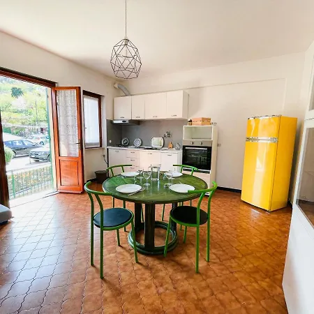 Hébergement de vacances Jacuzzi Privata-giardino-parcheggio-sdraio-amaca-intera Casa A Disposizione